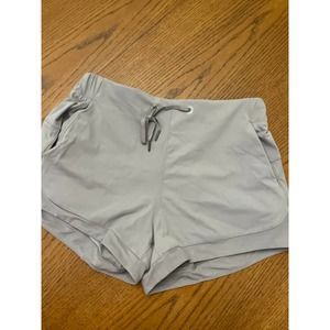 NWT Womens Sport Shorts Size 8